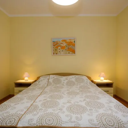 Apartment Franolic Krk Town Buitenkant foto